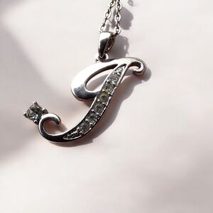 Initial Letter G Pendant Necklace Rhinestones 16" gold tone chain 1" pendant